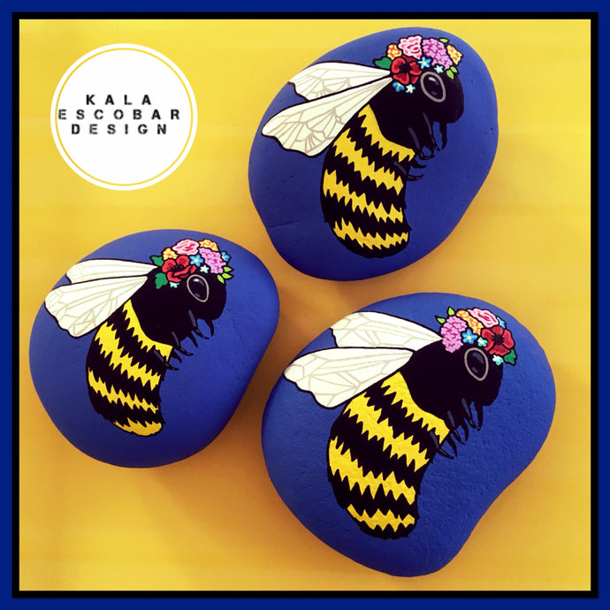 Bee with Flower Crown Rocks